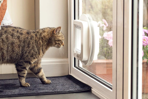 Cat Mate Flap White Comfortable For Cats To Get In And Out Doors & Flaps