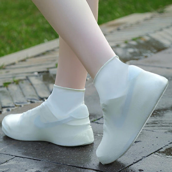 Overshoes 1 Pair Waterproof Silicone Reusable Non Slip Suitable For Outdoor Activities (White Size M) Shoe Covers