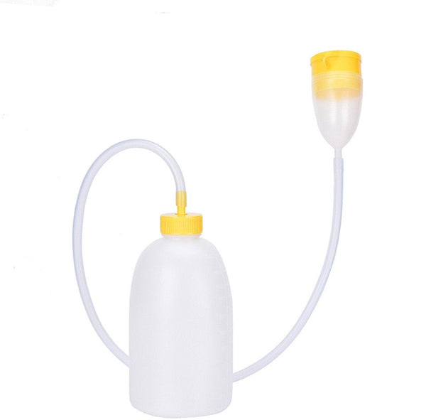 Urinal Men Pee Bottle Camping Toilet Plastic Anti Splash Urine Cup Large 1700Ml With Lid Reusable For The Elderly Hospitalcamping Portable Toilets & A