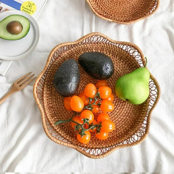 1Pc Rattan Fruit Basket Hand Woven Bread Tabletop Round Wicker Food Serving Storage Bowl Natural Decorative For Home Kitchen Counter Organising Storag