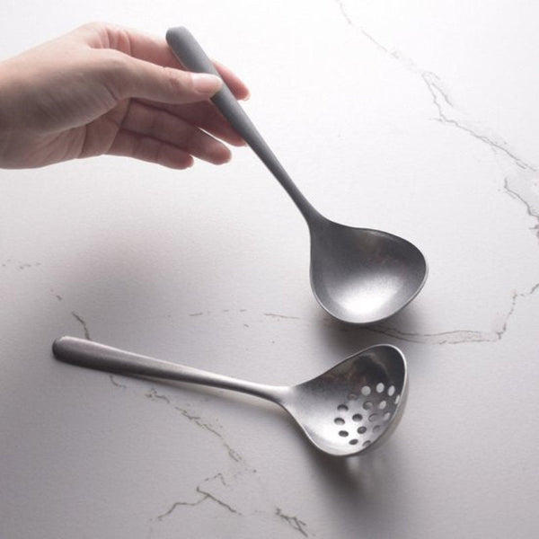 2 Piece Soup Ladle And Colander Set With Long Handle For Hot Pans Vintage Style Dishwasher Safe Suitable Sauces Cooking Ladles