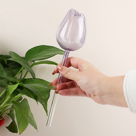 Automatic Watering Balls 4 Pieces Tulip Shaped Plant Waterers Plastic Suitable For Indoor And Outdoor Plants Self Watering Aids