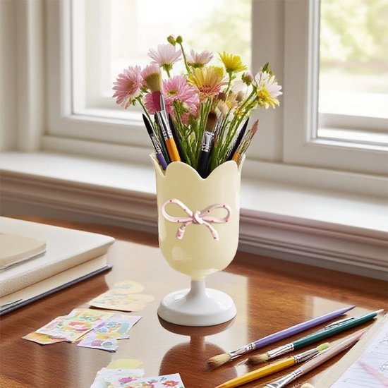 Tulip Shaped Pen Holder Rack Creative Desk Decoration Refined Pink Pen Holders