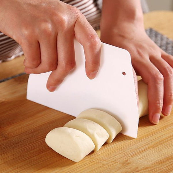 Rolling Pin & Dough Cutter Set 33Cm White Polyethylene Baking Tool Rolling Pins