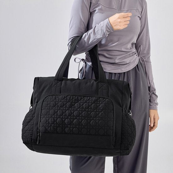 Sports Bag Waterproof Travel 24 Liter Carry Zippered Lightweight And Durable Suitable For Gym Training Black Gym Bags