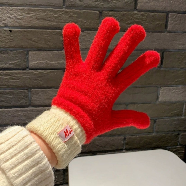 Dual Tone Knitted Winter Gloves Fleece Lined Touch Screen Compatible Red Gloves & Mittens