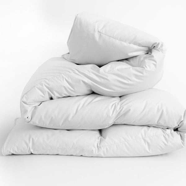 Silk Touch Quilt 360Gsm All Seasons Hypoallergenic Size Single White Single Bed Quilts