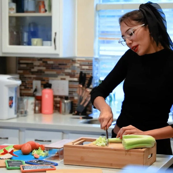 Large Bamboo Cutting Board And 4 Containers With Mobile Holder Gift Included For Home Kitchen Cutting Boards
