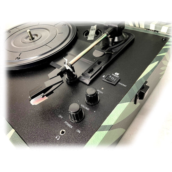 Crosley Voyager Turntable Record Player 3 Speed Bluetooth Fern Green Other Home Stereo Components