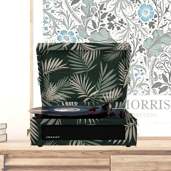 Crosley Voyager Turntable Record Player 3 Speed Bluetooth Fern Green Other Home Stereo Components