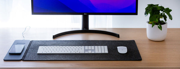 Reversible Wireless Fast Charging Desktop Mat For Smartphones And Earbuds Chargers & Cradles