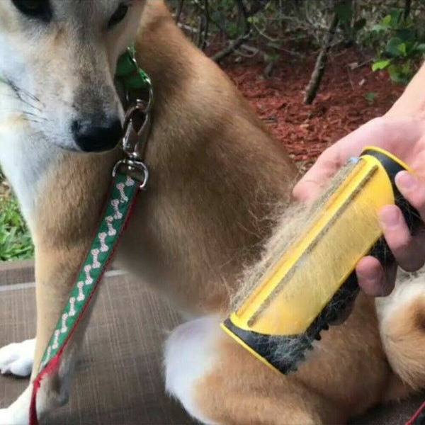 Pet Dog Cat Hair Fur Deshedding Shedding Trimmer Grooming Roll Comb Brush Yellow Dog Grooming