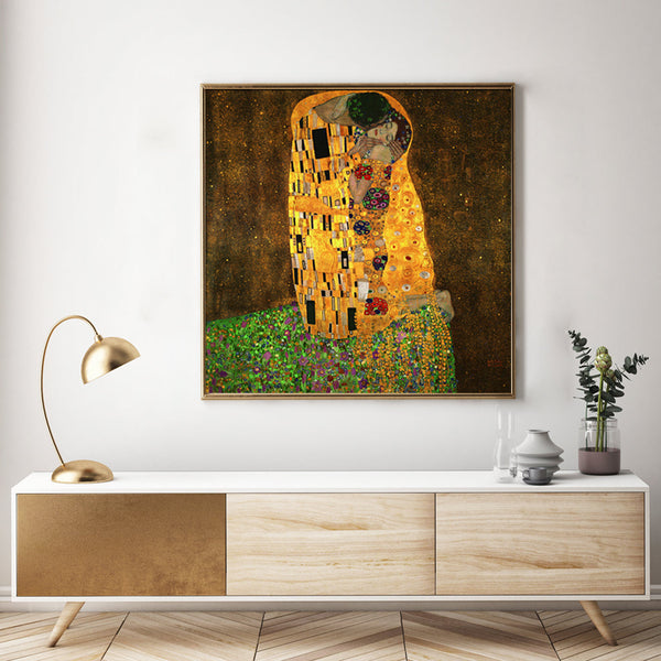60Cmx60cm Kissing By Gustav Klimt Gold Frame Canvas Wall Art