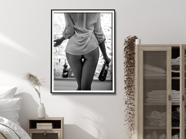 80Cmx120cm Woman Drinking Wine Black And White Frame Canvas Wall Art