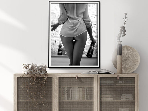 90Cmx135cm Woman Drinking Wine Black And White Frame Canvas Wall Art