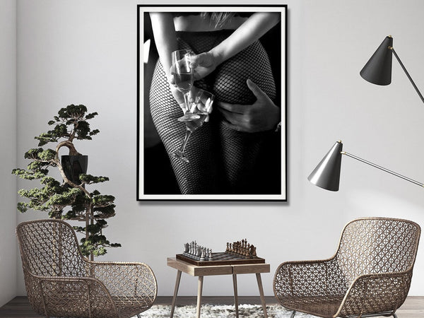 70Cmx100cm Woman Drinking Wine In The Bar Black Frame Canvas Wall Art