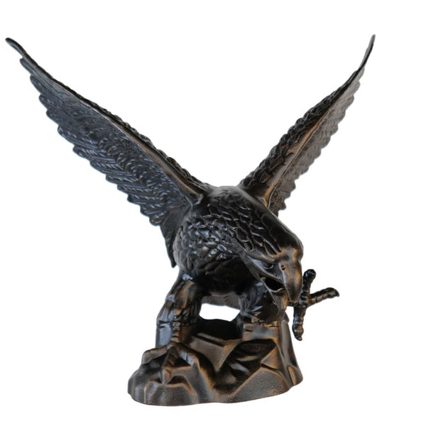 Swooping Eagle Majestic Statue Aluminum Sculpture Action Figures