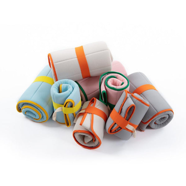 Banhamsisun Pet Dog Cooling Mat Non Slip Travel Roll Up Pad Bed Outdoor L Blue Pet Beds