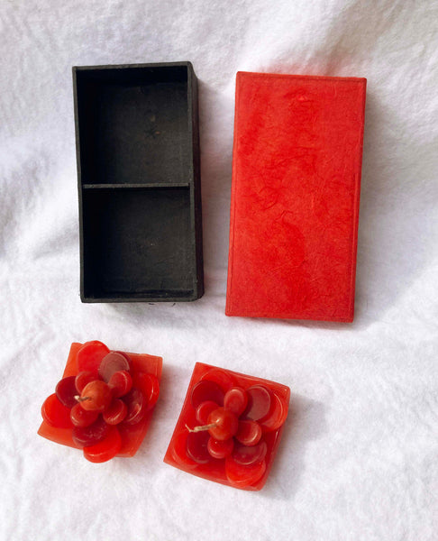 2 Red Lotus Floating Candles In Black Gift Box Set Birthday Xmas Valentine Mothers Day Present Seasonal Decorations