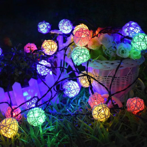 1 Set Of Multi Coloured 5Cm Rattan Cane 20 Ball Battery Powered 3M String Lights Christmas Gift Home Wedding Party Bedroom Decoration Table Centrepiec