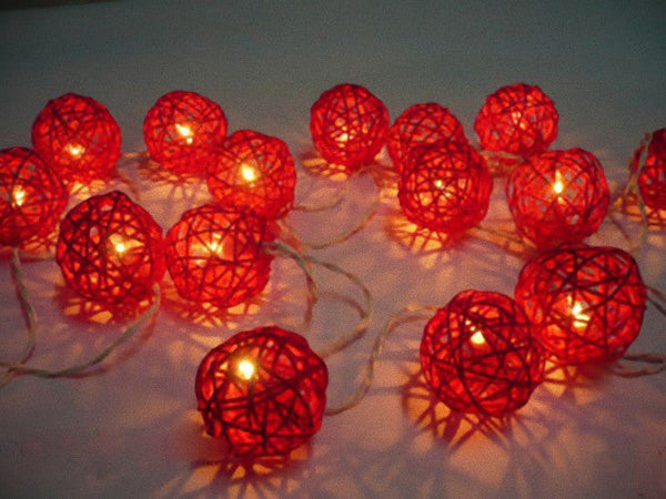 1 Set Of Red 5Cm Rattan Cane 20 Ball Battery Powered 3M String Lights Christmas Gift Home Wedding Party Bedroom Decoration Table Centrepiece Seasonal