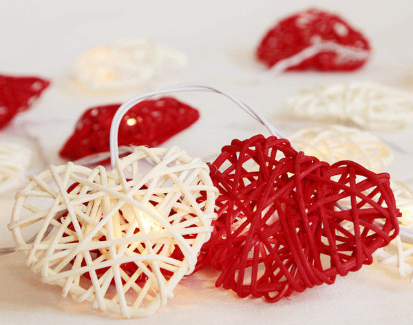 20 Red White 3D Hollow Rattan Heart String Fairy Lights 3M Battery Indoor Outdoor String Lights