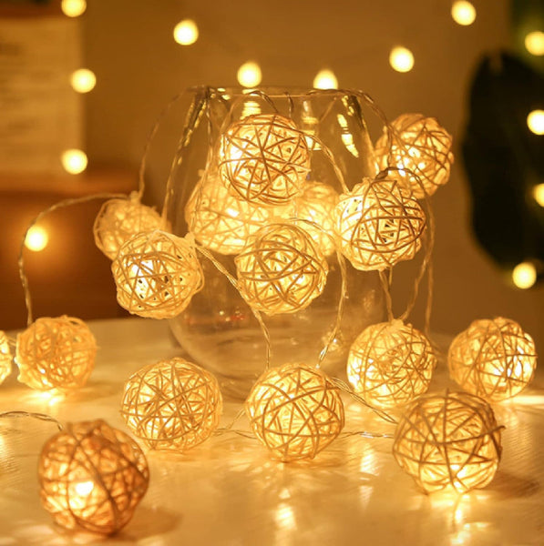 Yellow 5Cm Rattan Cane 20 Ball Battery Power 3M String Lights Christmas Gift Home Wedding Party Bedroom Decoration Table Centrepiece Seasonal Decorati