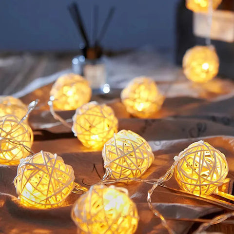 Yellow 5Cm Rattan Cane 50 Ball Battery Power 5M String Lights Christmas Gift Home Wedding Party Bedroom Decoration Table Centrepiece Seasonal Decorati