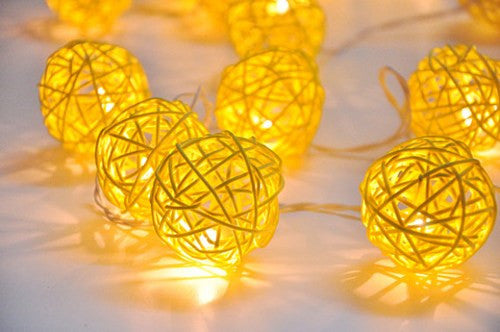 Yellow 5Cm Rattan Cane 50 Ball Battery Power 5M String Lights Christmas Gift Home Wedding Party Bedroom Decoration Table Centrepiece Seasonal Decorati