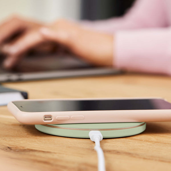 Kreafunk Wicharge 2 Wireless Qi Charger 15W Dusty Olive Chargers & Cradles