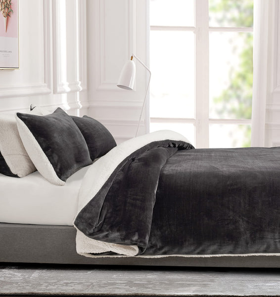 2 In 1 Teddy Sherpa Quilt Cover Set (Charcoal Super King) Quilt Covers