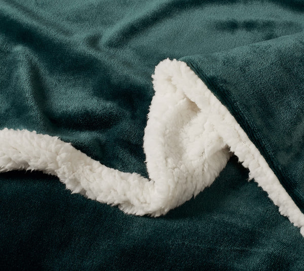 2 In 1 Teddy Sherpa Quilt Cover Set (Emerald Green Super King) Quilt Covers