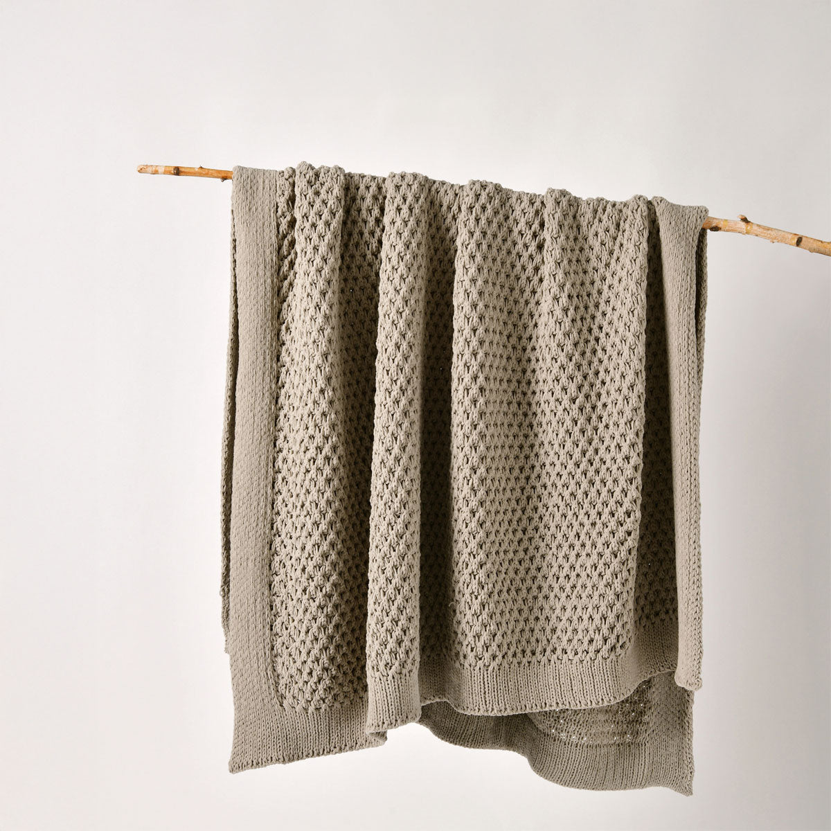 Bianca Sofala Taupe Polyester Chenille Throw Rug 130 X 170 Cm Throws & Afghans