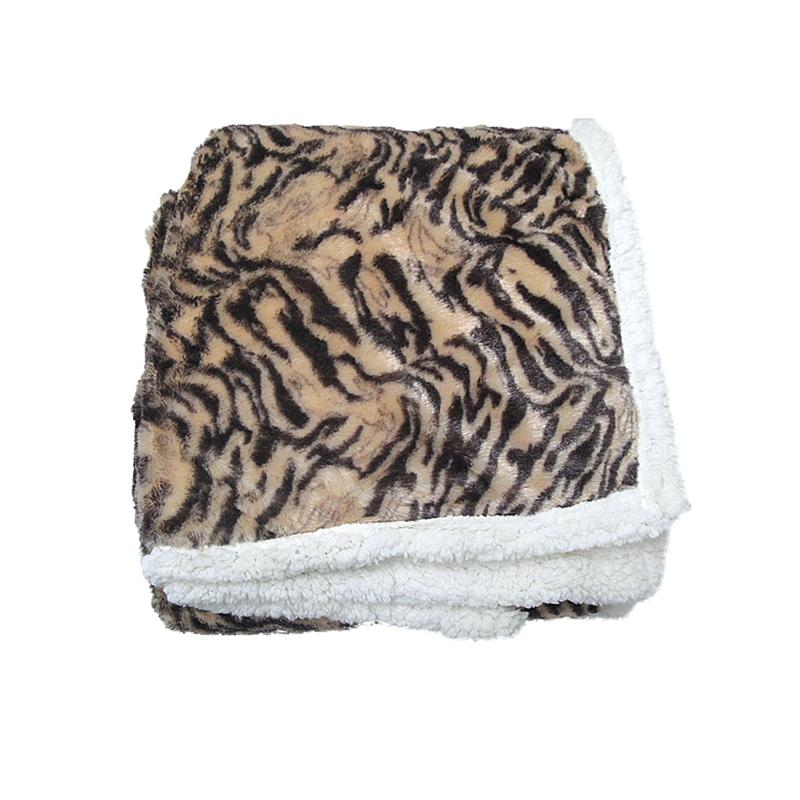 Luxury Faux Fur Reversible Throw Rug Mountain Cat Rugs