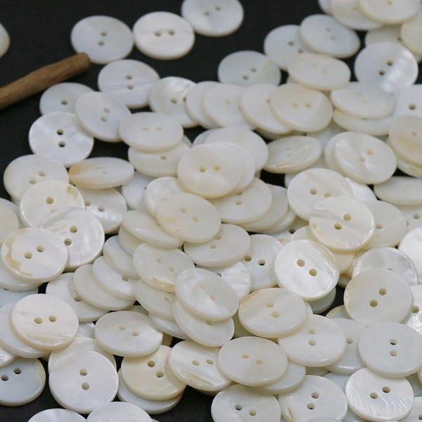 20Pcs White Shirt Buttons Round Two Eyes Sewing Craft Diy Clothing Supplies 12.5Mm Badge & Button Makers