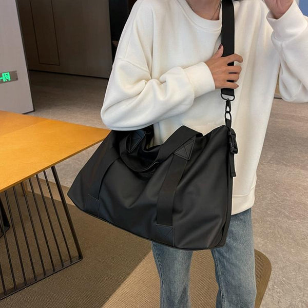 Travel Ready Waterproof Sports Bag For Fitness Black Gym Bags