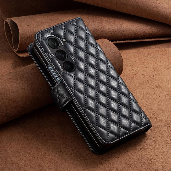 For Samsung Galaxy Z Fold4 5G Diamond Lattice Wallet Case Sleek And Stylish Black Cases Covers & Skins