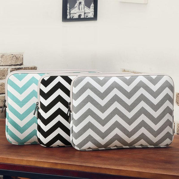 15 Wavy Pattern Notebook Liner Bag Sleek Design Gray Laptop Cases & Bags