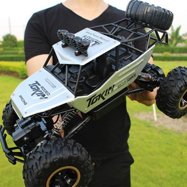 Off Road Climbing Car With 2.4Ghz Remote Control And Double Motors Black Rc Model Vehicles