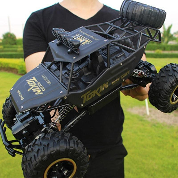 Off Road Climbing Car With 2.4Ghz Remote Control And Double Motors Black Rc Model Vehicles