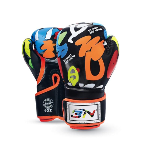 Kids' 6Oz Boxing Gloves For Training And Fighting Graffiti Design White Gloves Boxing