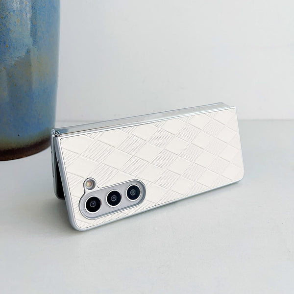 For Samsung Galaxy Z Fold4 5G Checkered Leather Phone Case With Pearlescent Finish Black Cases Covers & Skins