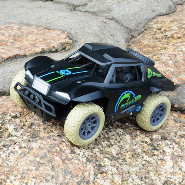 High Speed Off Road Drifting Toy Truck With 27Mhz Remote Control For Kids Green Remote Controlled Toys
