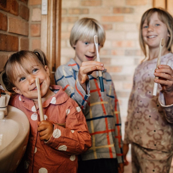 Kids Bamboo Toothbrush Set Of 2 Toothbrushes