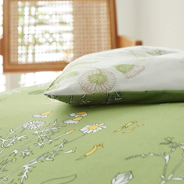 Delicate Green Bloom 3 Pc Comforter & Pillow Cover Set Quilt Covers