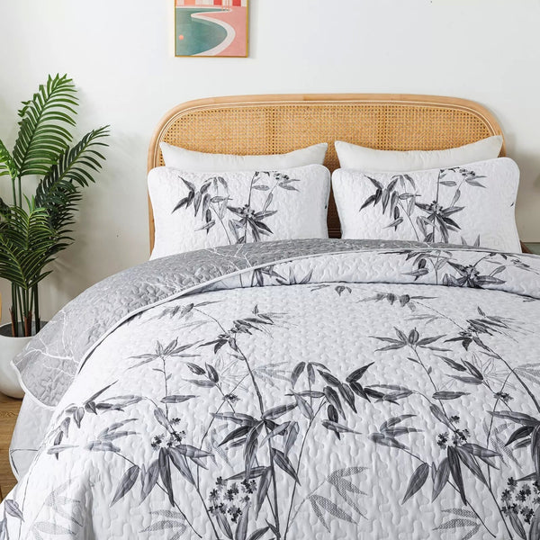 Finely Quilted Bedspread And Pillowcases Set: Blend Of Art Comfort Queen Size Queen Doonas