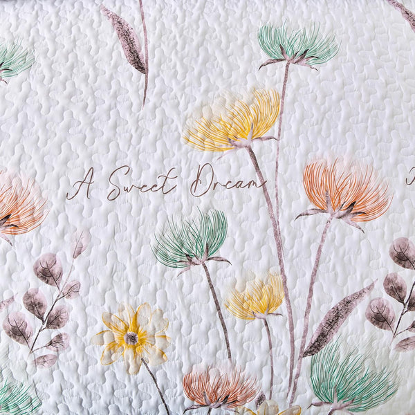 Intricate Quilted Coverlet And Pillowcases Set: A Work Of Art For Your Bedroom Queen Size Queen Doonas