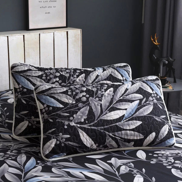 Whimsical Quilted Bedspread And Pillowcovers Set: Add Fun To Your Space Queen Size Queen Doonas