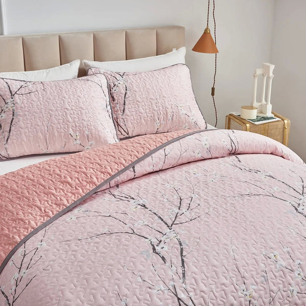 Versatile Quilted Coverlet And Pillowcases Set: Adapts To Every Season Queen Size Queen Doonas