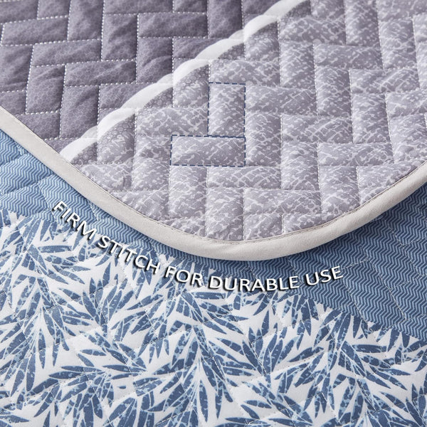 Ornate Quilted Bedspread And Pillowcases Set Beautifully Crafted For Luxury Queen Size Queen Doonas